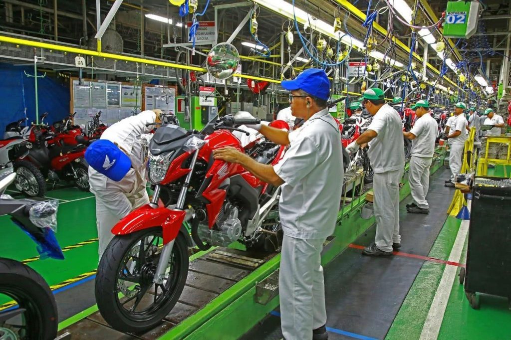 Honda SUSPENDE temporariamente produção de novo carros em Manaus