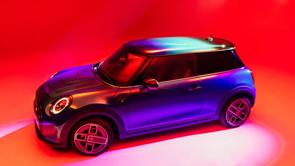 Mini Cooper SE tem visual REVELADO e ficha técnica lançada