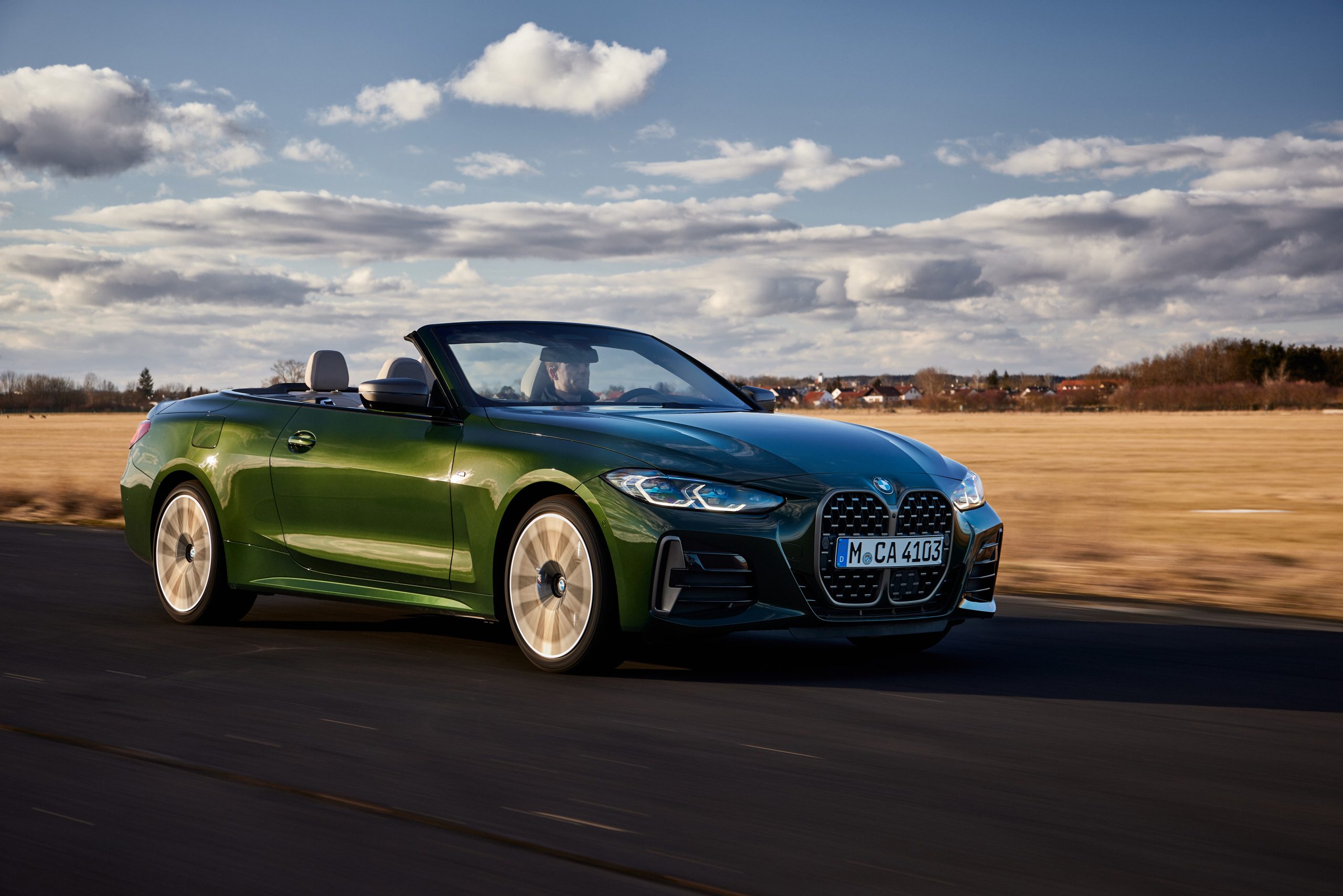 Novo BMW Série 4 Cabrio chega ao Brasil até junho