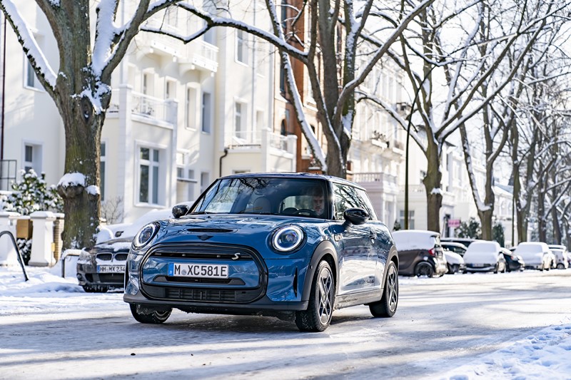 Mini Cooper elétrico entra em pré-venda no Brasil