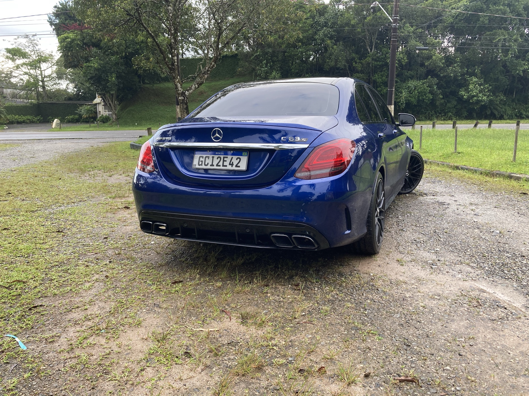 Mercedes-AMG C 63 S é um sonho em forma de sedã