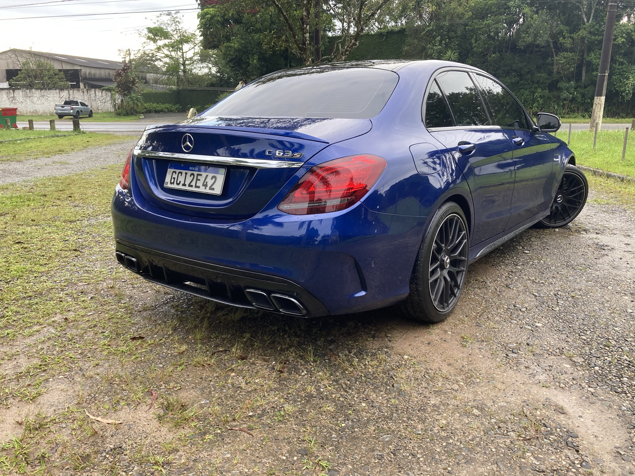 Mercedes-AMG C 63 S é um sonho em forma de sedã