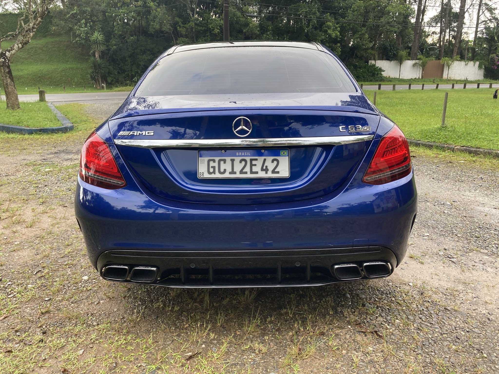 Mercedes-AMG C 63 S é um sonho em forma de sedã