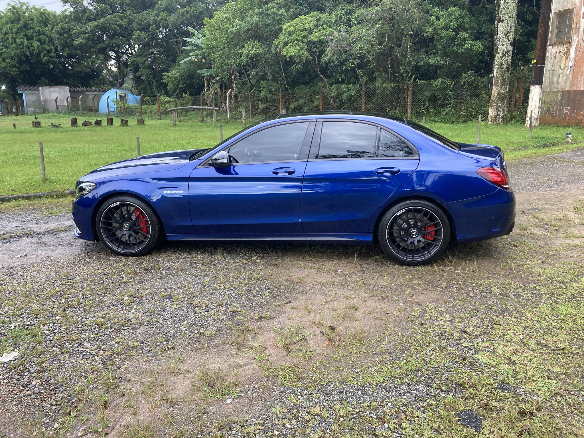 Mercedes-AMG C 63 S é um sonho em forma de sedã