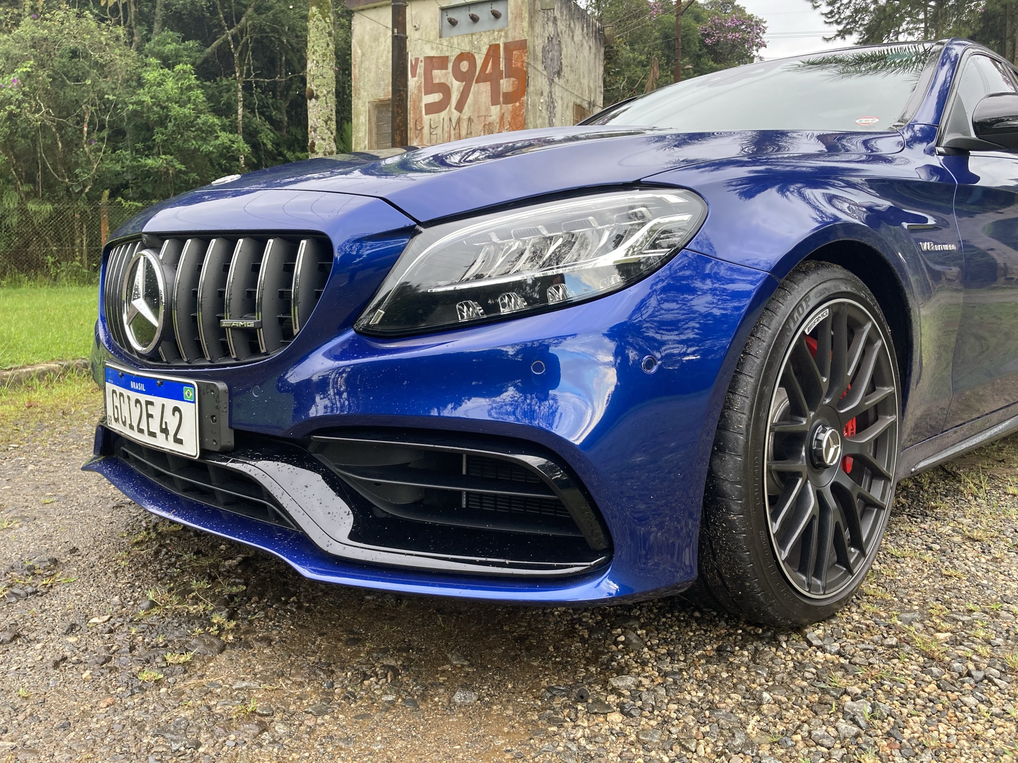 Mercedes-AMG C 63 S é um sonho em forma de sedã