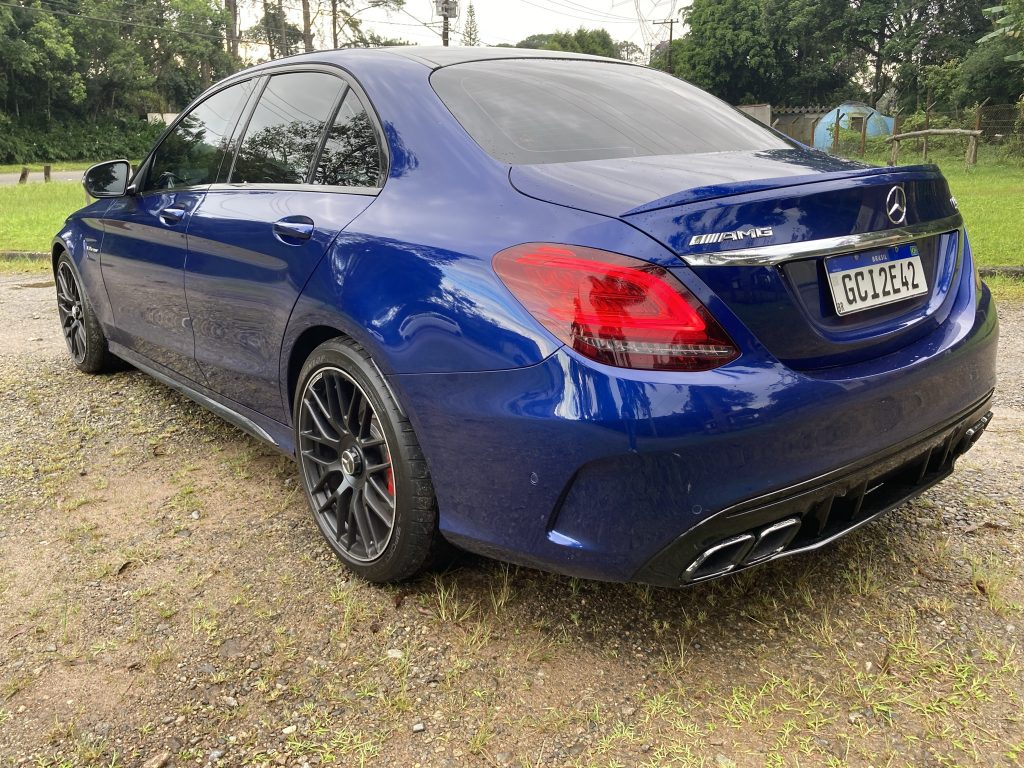 Mercedes-AMG C 63 S é um sonho em forma de sedã