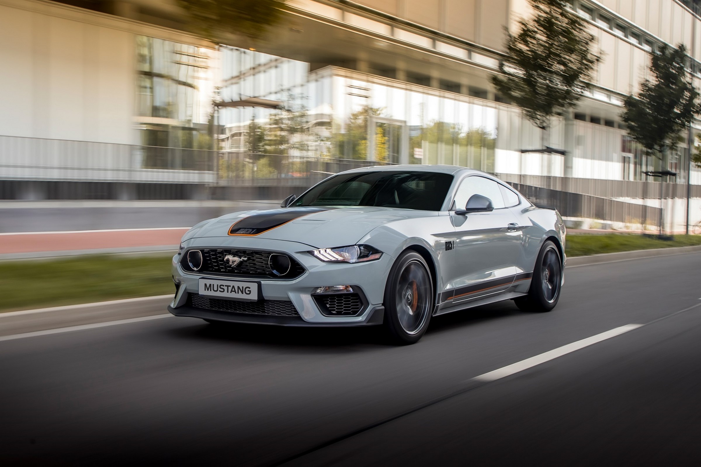 Ford Mustang Mach 1 é lançado com mais potência e preço (bem) maior