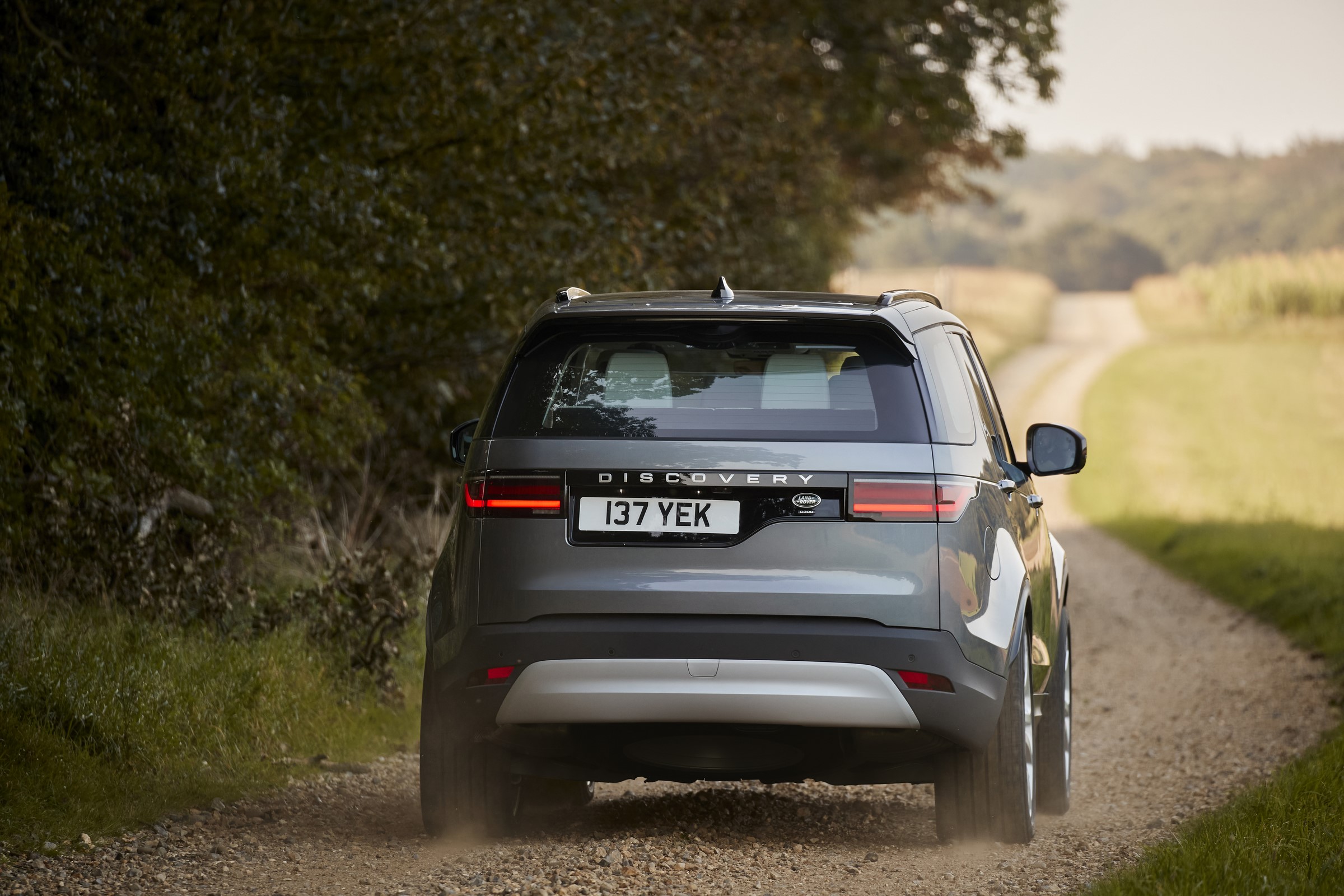 Land Rover Discovery 2021 é lançado com novo visual e preço para poucos