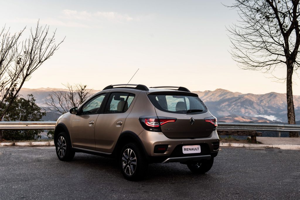 Renault Stepway 2021: veja os atrativos do hatch aventureiro