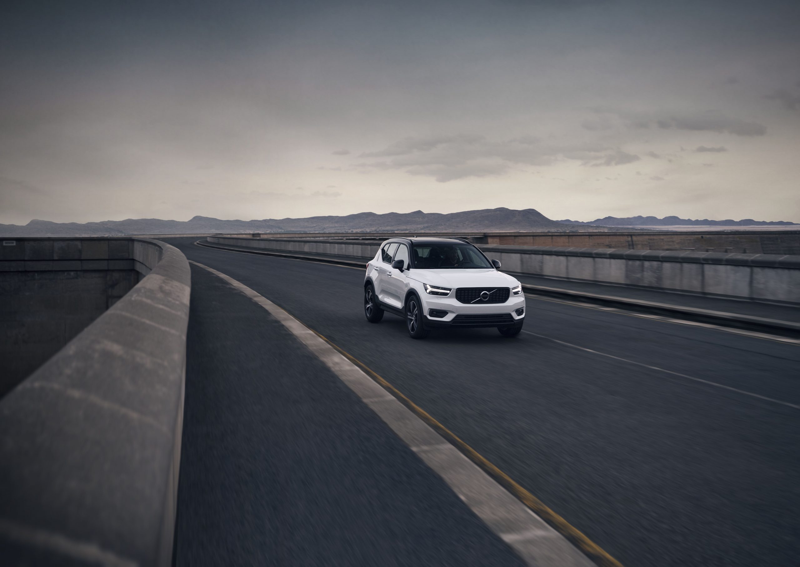 Volvo XC40 2021: conheça o SUV híbrido de luxo