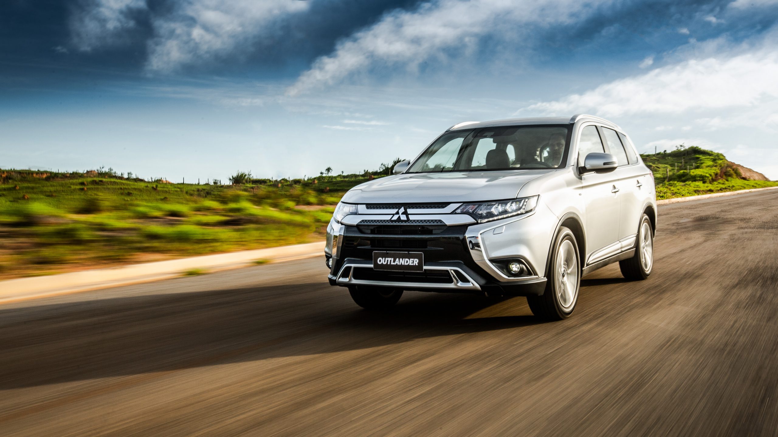 Mitsubishi Outlander 2021: preços e versões do SUV veterano