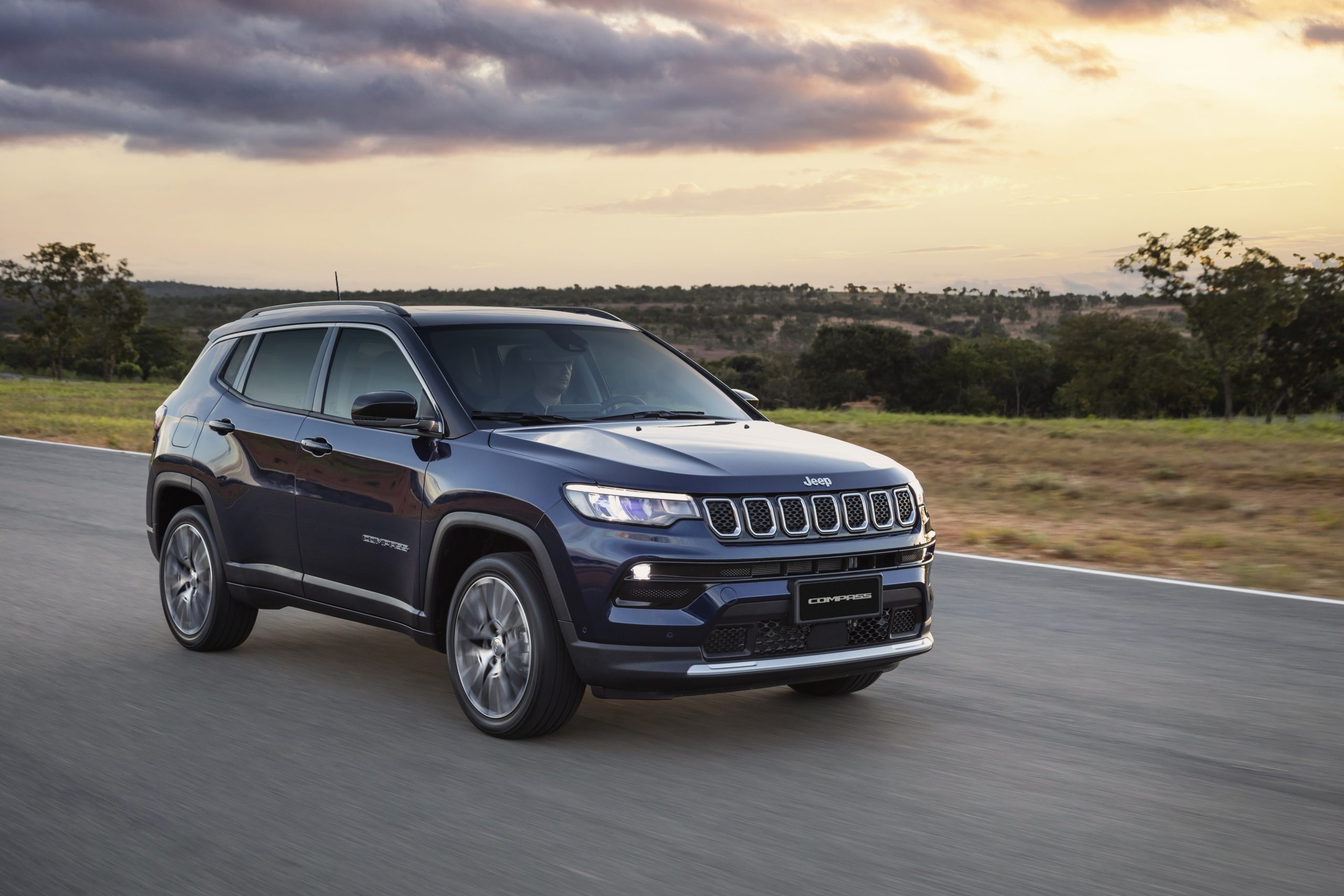 Jeep Compass Limited TD350 2022 Tudo Sobre A Vers o Diesel Intermedi ria Do SUV