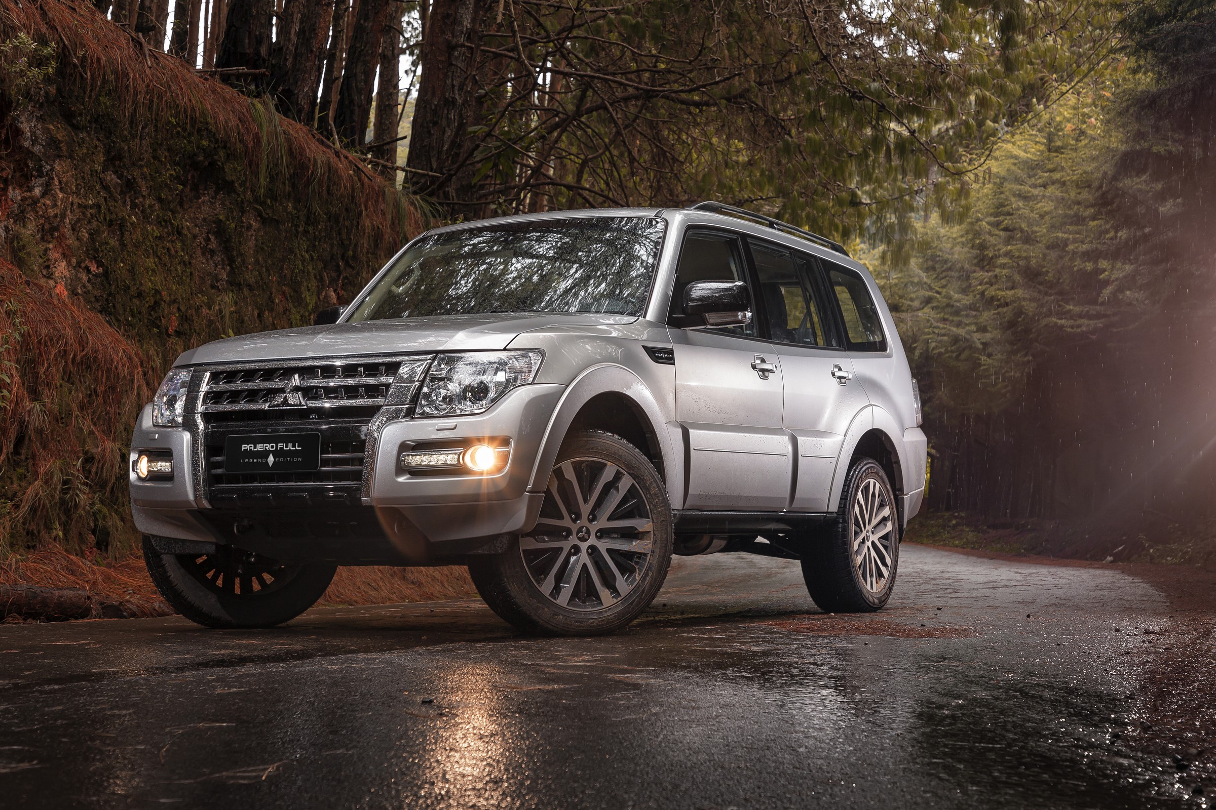 Mitsubishi Pajero Full se despede com série especial