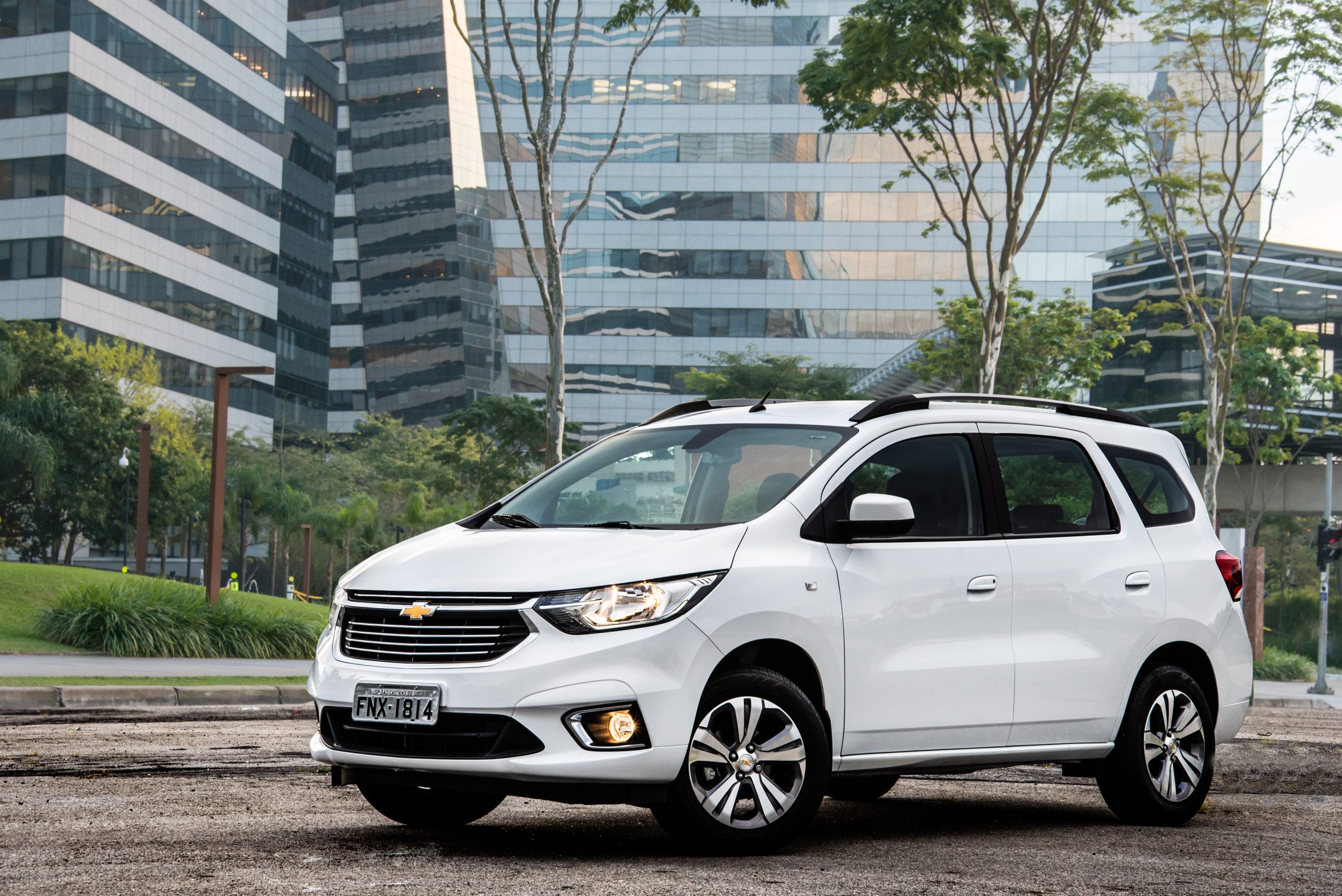 Chevrolet Spin mostra sua polivalência nas impressões iniciais