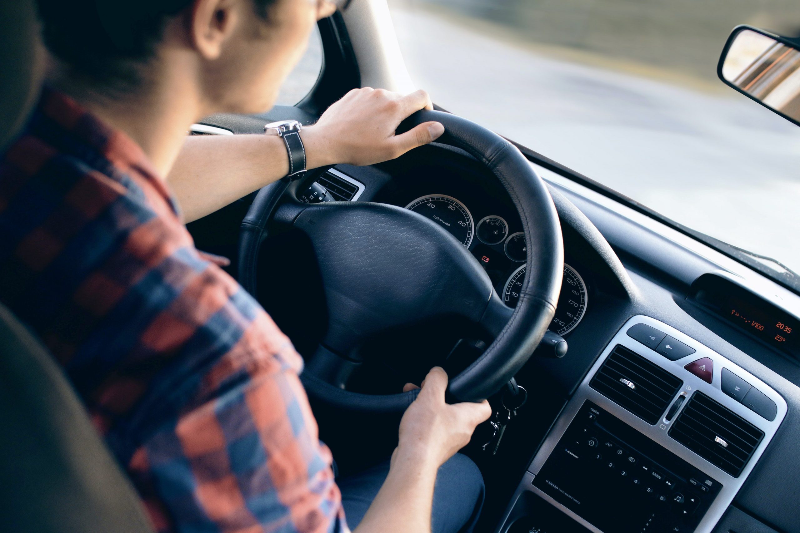 Carro por assinatura: conheça os planos oferecidos no Brasil