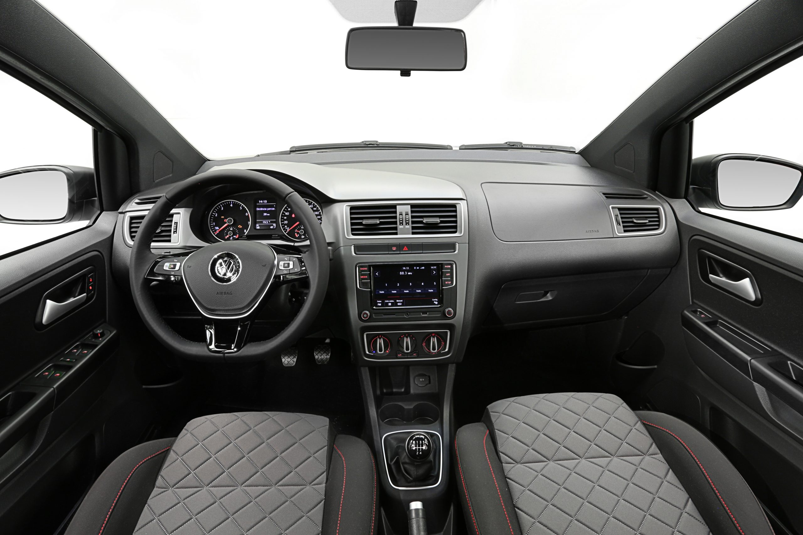 VW Fox Xtreme 2022 itens de série, motor e preço do hatch