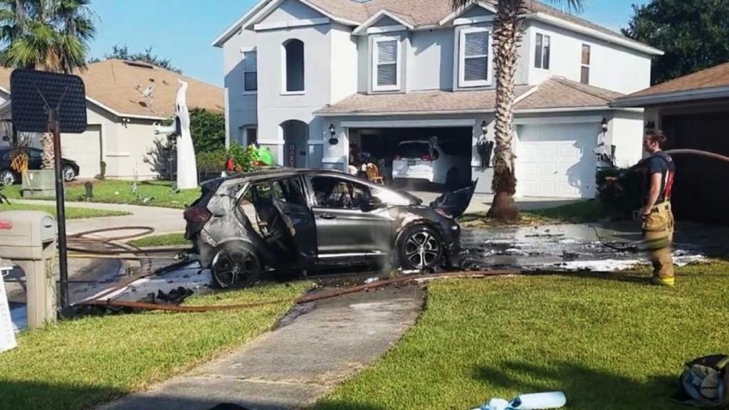 Casos de incêndio do Chevrolet Bolt causam preocupação nos EUA