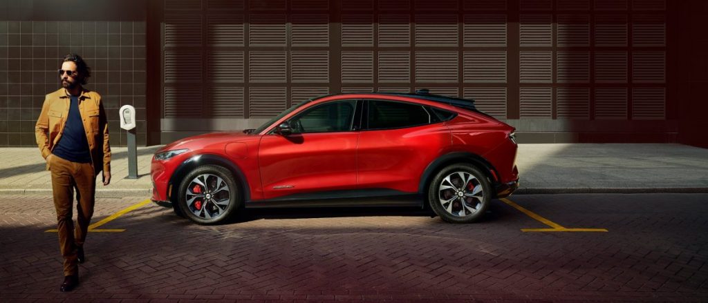 Ford Mustang elétrico prova que eficiência é seu forte