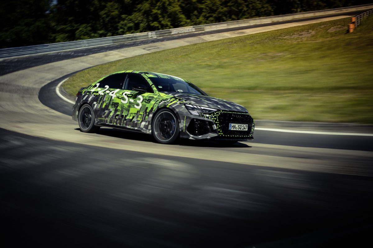 Audi RS3 bate recorde em Nürburgring para esportivos compactos