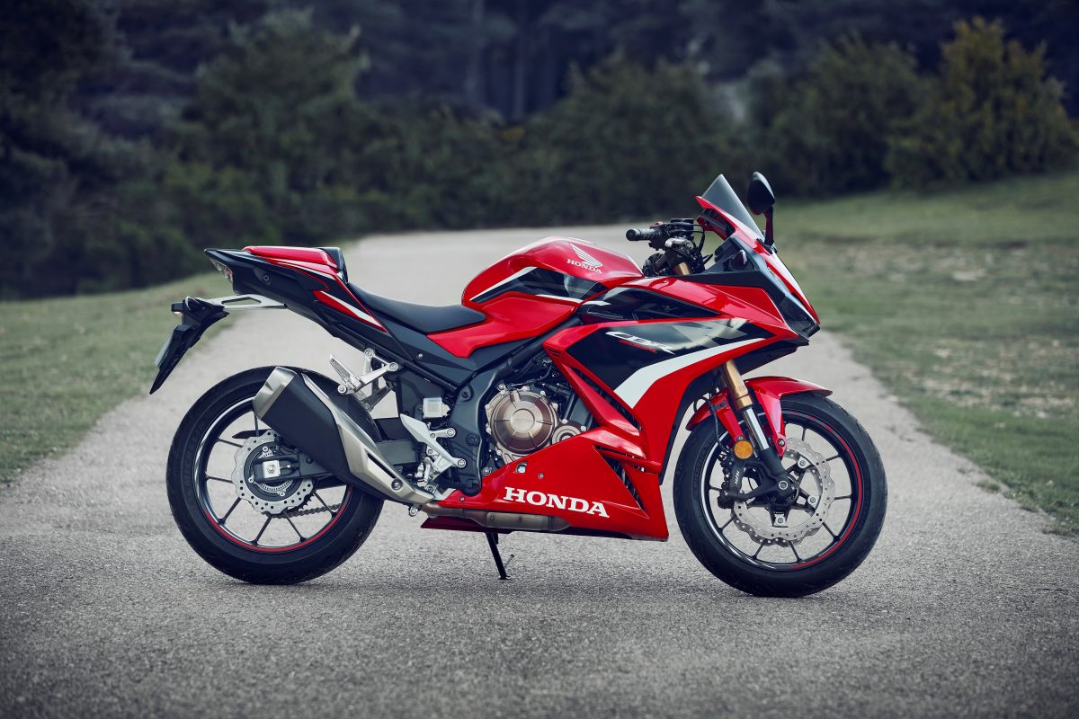 Honda CB 500X e CB 500F 2024: novas cores para a crossover e naked