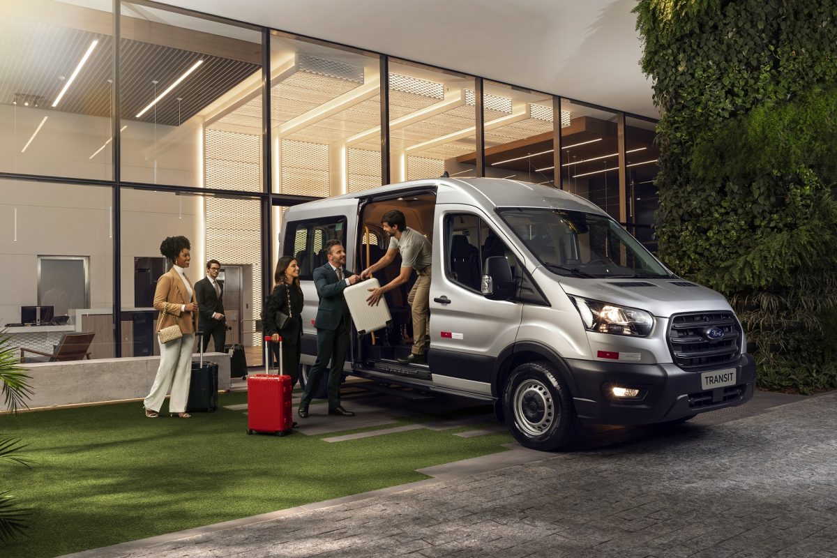 Ford Transit já está no Brasil e com tecnologia inédita; conheça!