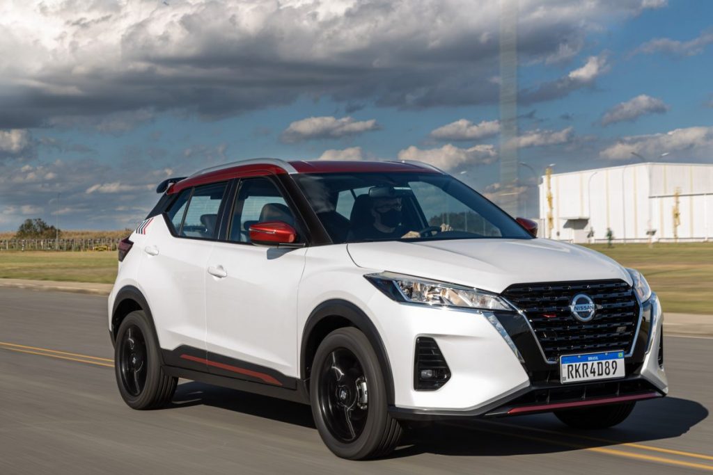 Nissan Kicks XPlay