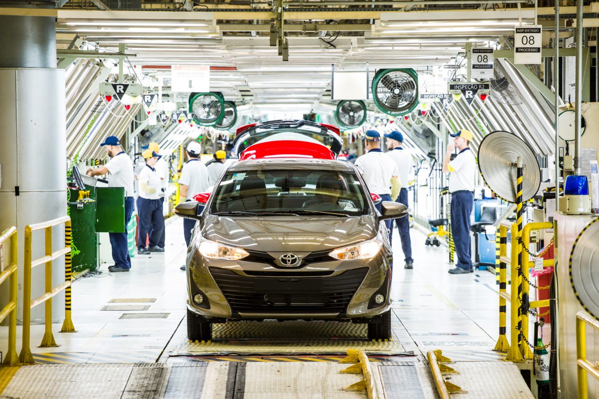 Toyota Yaris, Corolla Cross e Etios serão produzidos 24h por dia!