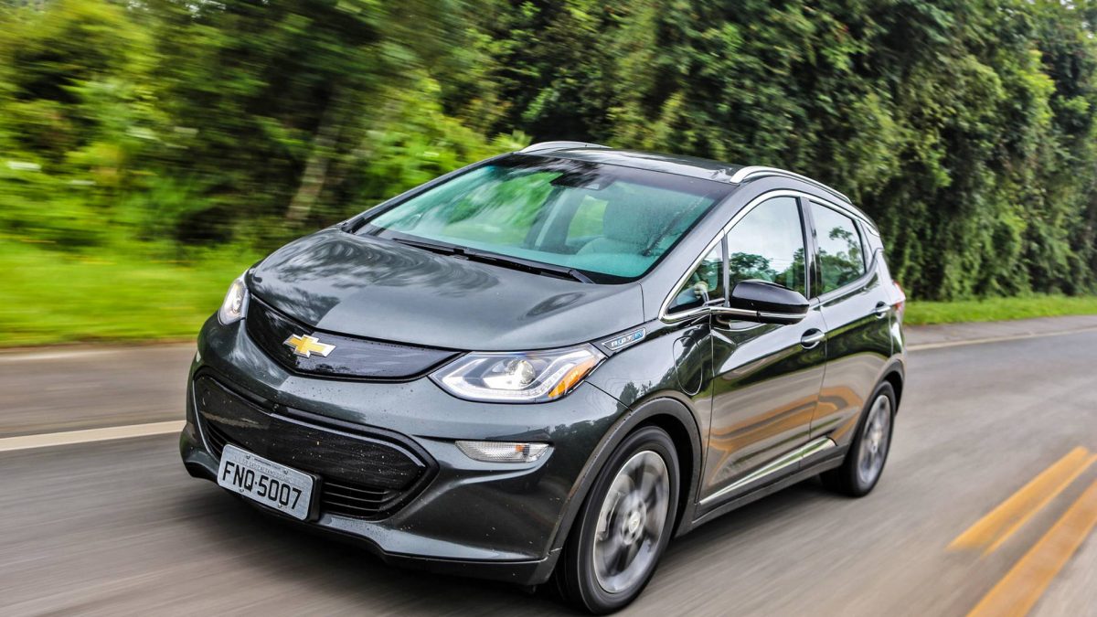 Chevrolet Bolt é convocado para recall imediato no Brasil