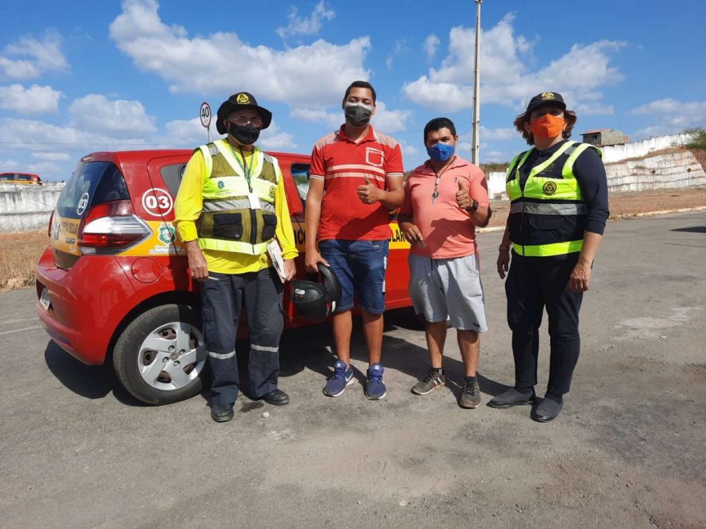 Ceará retoma o programa de CNH Social 