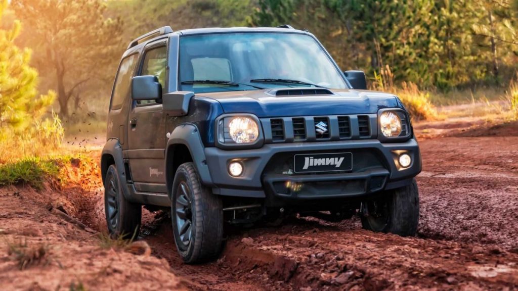 Em situações que exijam mais versatilidade dos pneus do carro comuns o ideal são os pneus off road 