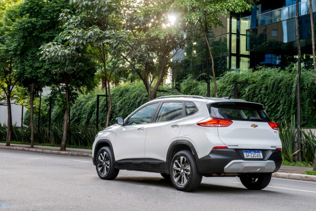 T-Cross ou Tracker, qual é melhor?