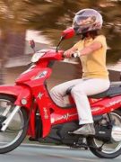Ciclomotores e bicicletas elétricas: como se locomover com eles de acordo com a lei