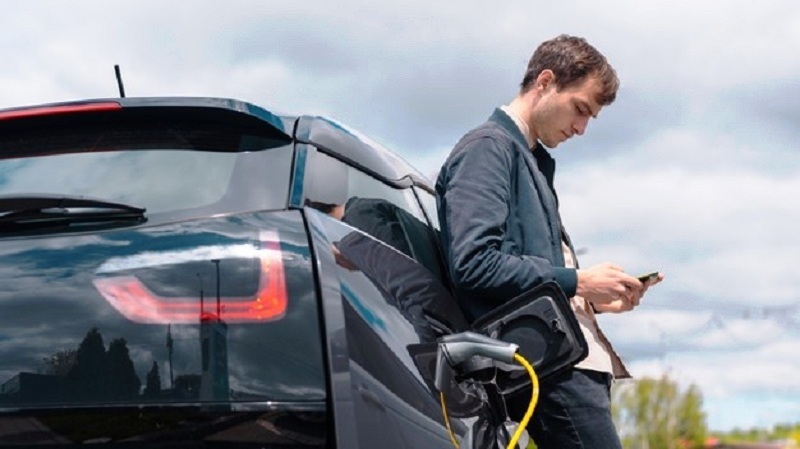 Carros elétricos não podem ser rebocados; descubra por que!