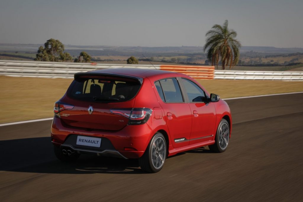 Renault Sandero R.S 2.0 sai de linha no Brasil