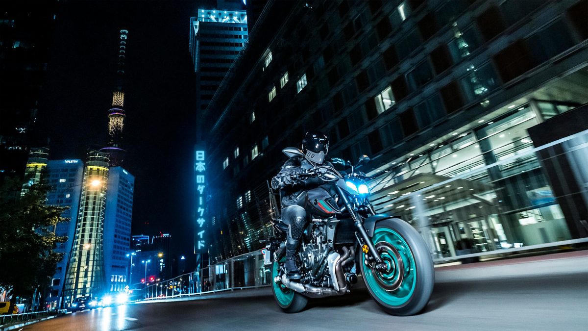 Yamaha R7: uma moto esportiva que queremos no Brasil