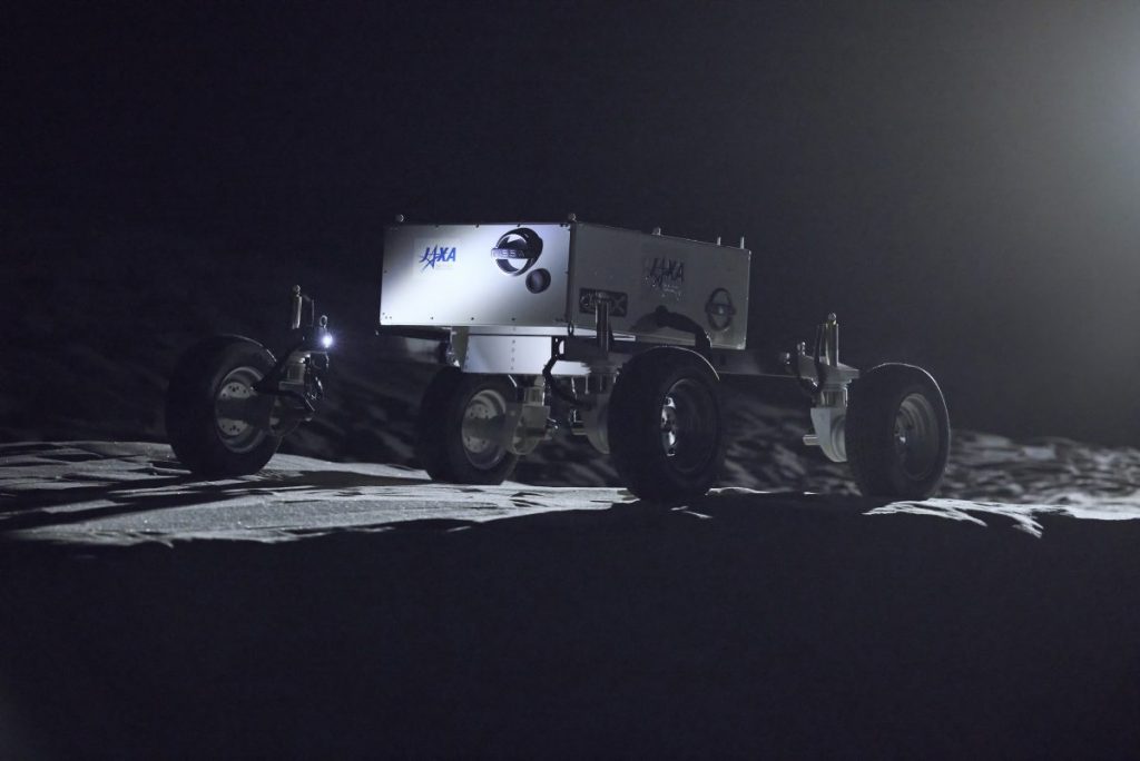 Conheça o carro lunar desenvolvido em conjunto com a Nissan