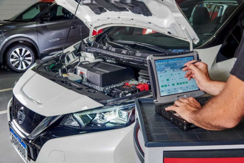 Saiba tudo e se encante com o 100% elétrico Nissan LEAF