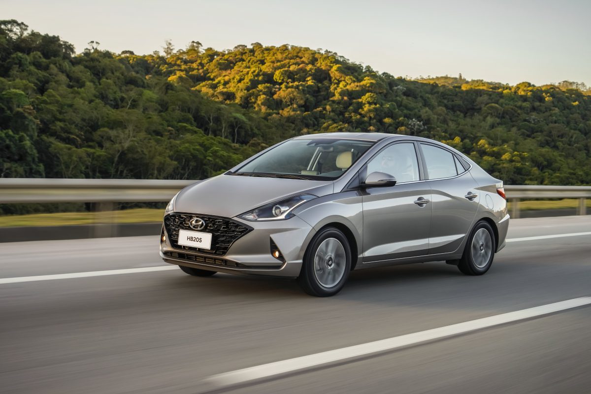 Hyundai HB20 e HB20S ficam até R$ 1.965 mais caros