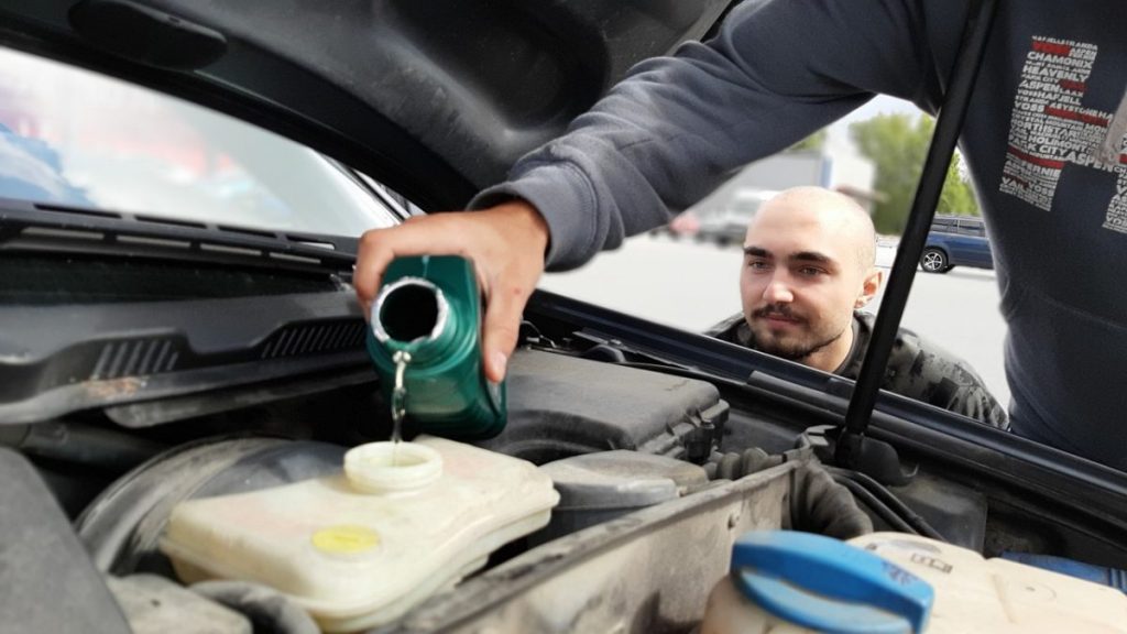 Aumento da gasolina: lubrificante pode ser aliado para reduzir o consumo do veículo