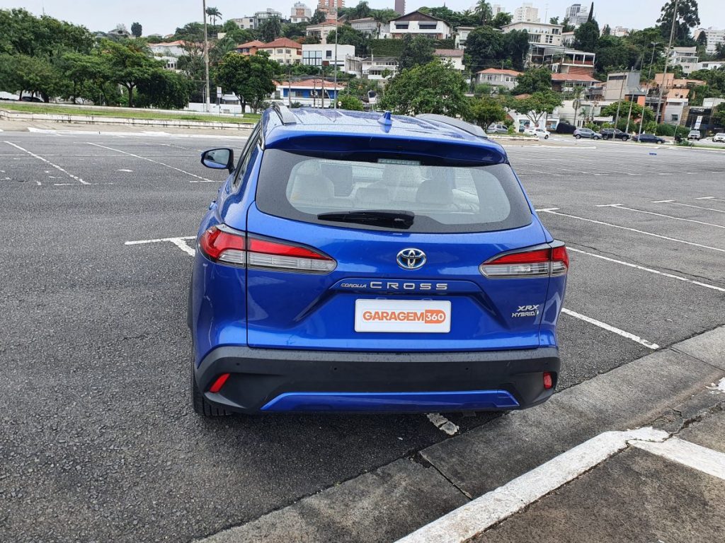 Testamos o Toyota Corolla Cross híbrido, veja os detalhes!