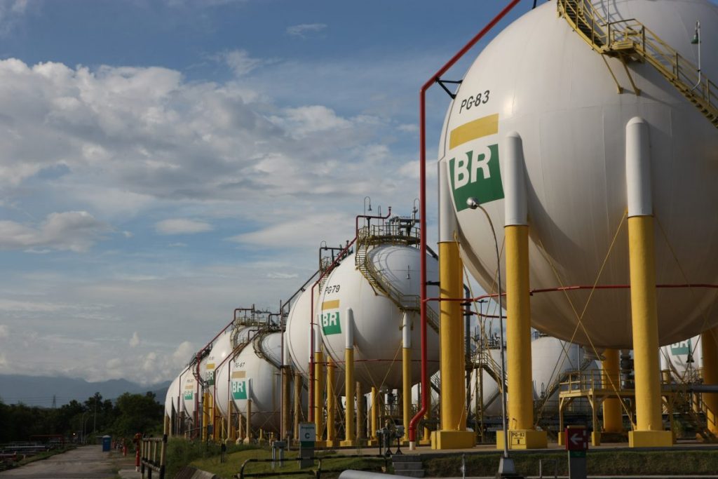 Petrobras anuncia aumento para os combustíveis