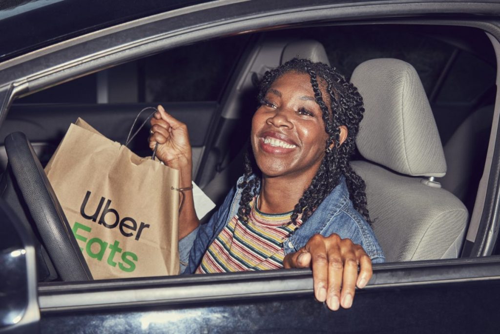 Uber decide encerrar as atividades de delivery de comida no Brasil