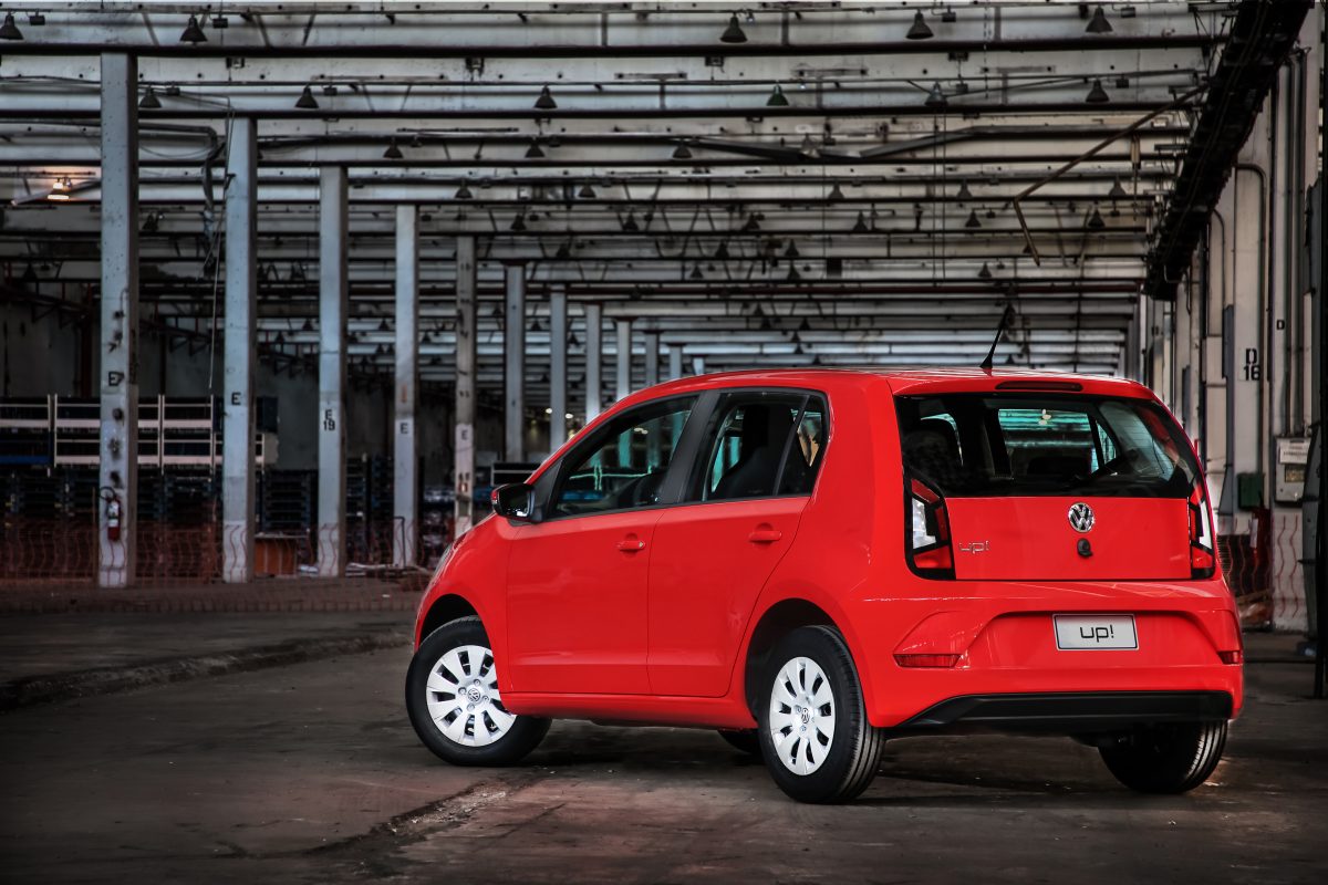 Fiat Uno ou Volkswagen Up? Veja qual modelo de carro desvaloriza