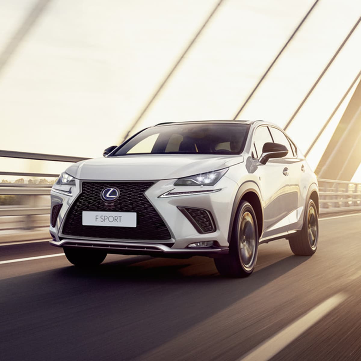 Como anda a versão mais recente do Lexus NX300h? Veja aqui!