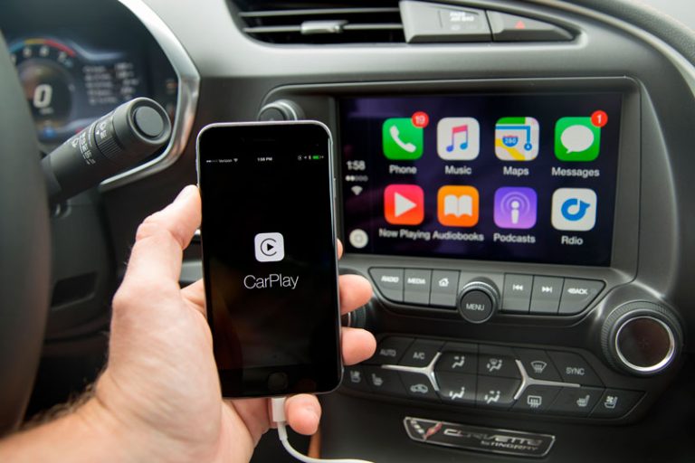 O que fazer quando o Apple CarPlay do carro não funciona