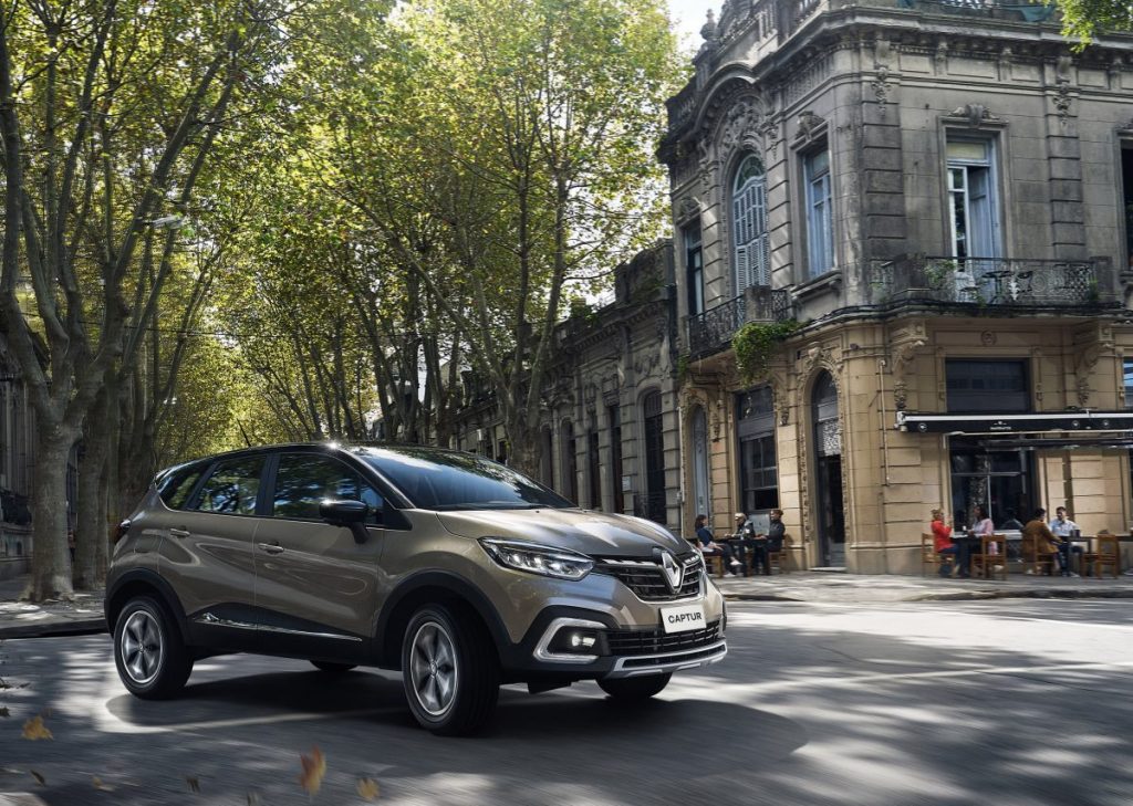 Confira os detalhes do Renault Capctur Intense disponível para a categoria PcD.