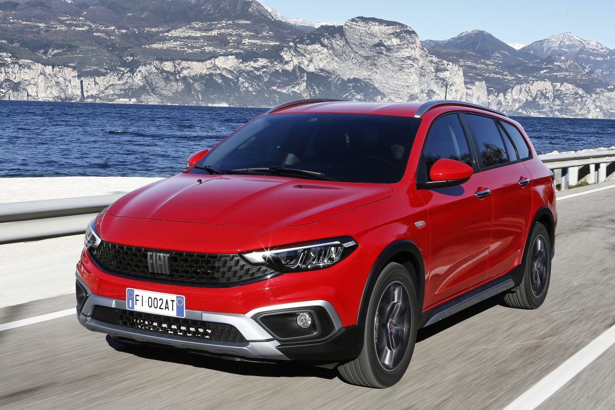 Novo Fiat Tipo 2022 ganha versão Cross; conheça detalhes do modelo