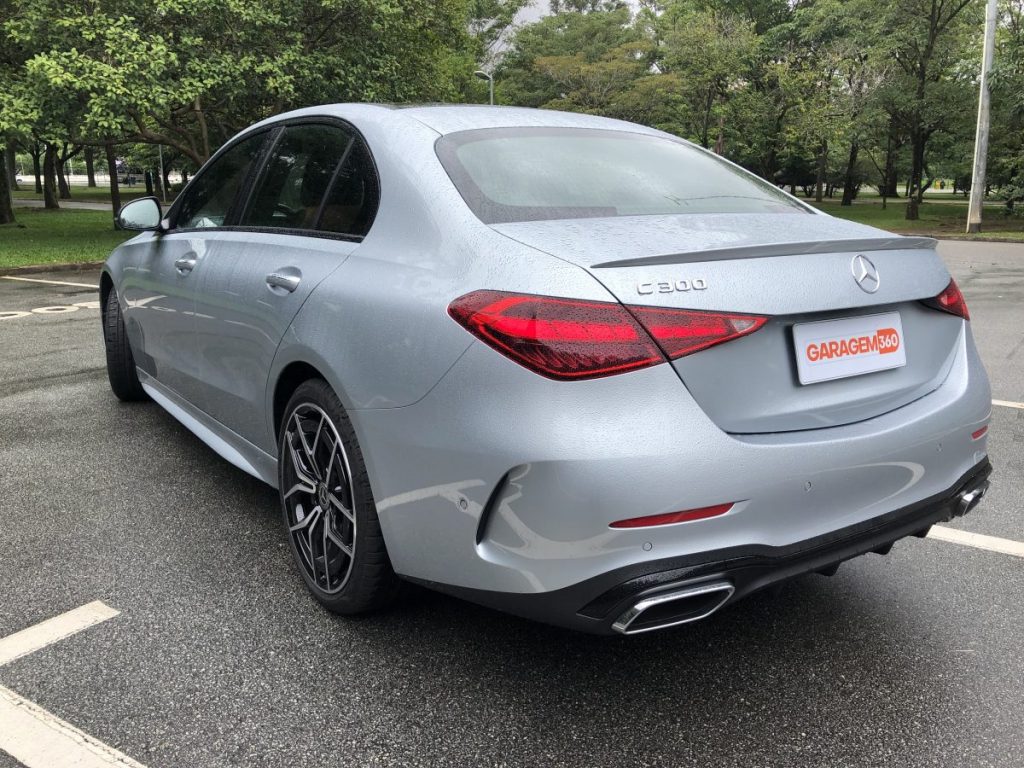 Novo Mercedes-Benz Classe C 300 AMG