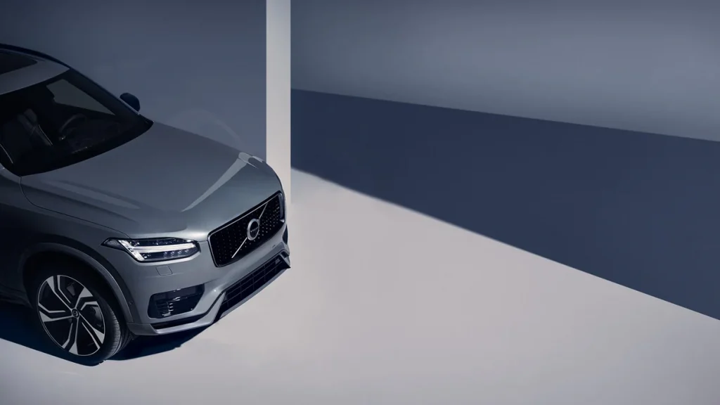 Volvo XC60 e XC90 ficarão mais potentes e com maior alcance 