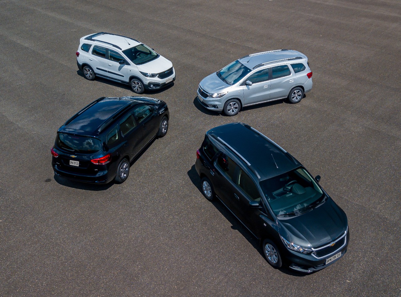 A minivan Chevrolet Spin 2023 chega com novidades nas configurações das versões